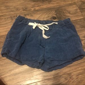 Denim blue Aritzia Wilfred shorts linen blend
